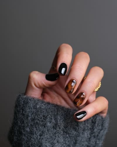 Manicure & Pedicure